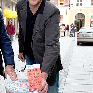 Padutsch anno 2010 vor erstem Altstadt-Poller.
