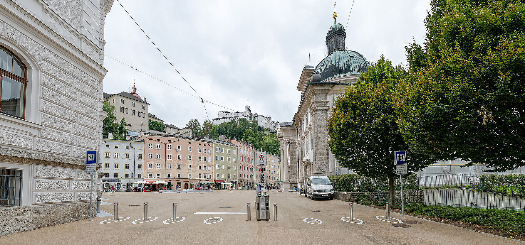 Poller zum Kajetanerplatz