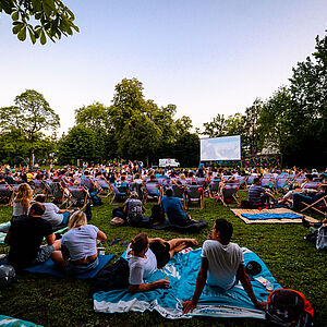 Kino und Konzerte