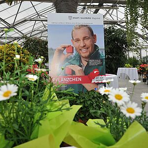 Botschafter Patrick Bart sagt "Hallo"