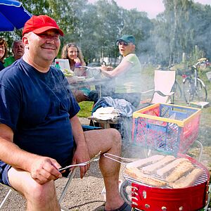 Lehen grillt