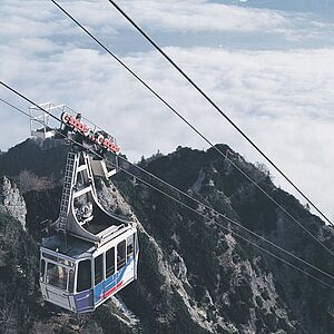 Mit der Seilbahn auf den Untersberg