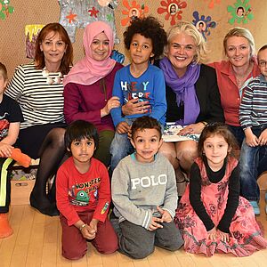 Neu im Rucksack: Elternschule und Lauschkonzerte