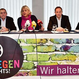 Sprachen vor der Presse: