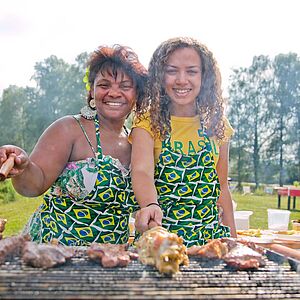 Lehen grillt