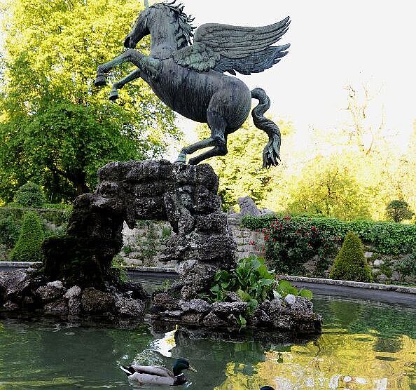 Pegasusbrunnen Der Pegasusbrunnen im Mirabellgarten