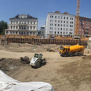 Aktueller Blick auf Baustelle: