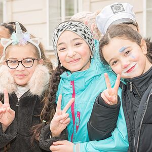 Faschingsbesuch CampusMirabell im Schloss Mirabell