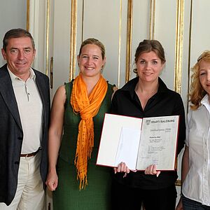 Jury und Bürgermeister gratulieren 