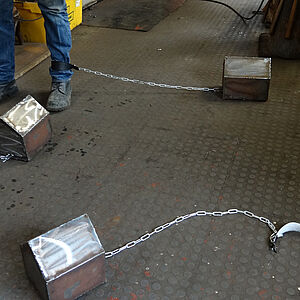 Massiver Stahl, rund 7 Kilo schwer: