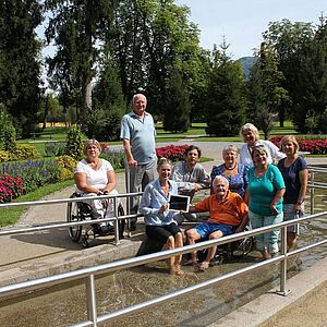 Erfrischend einfach ab ins Kneipp-Becken!