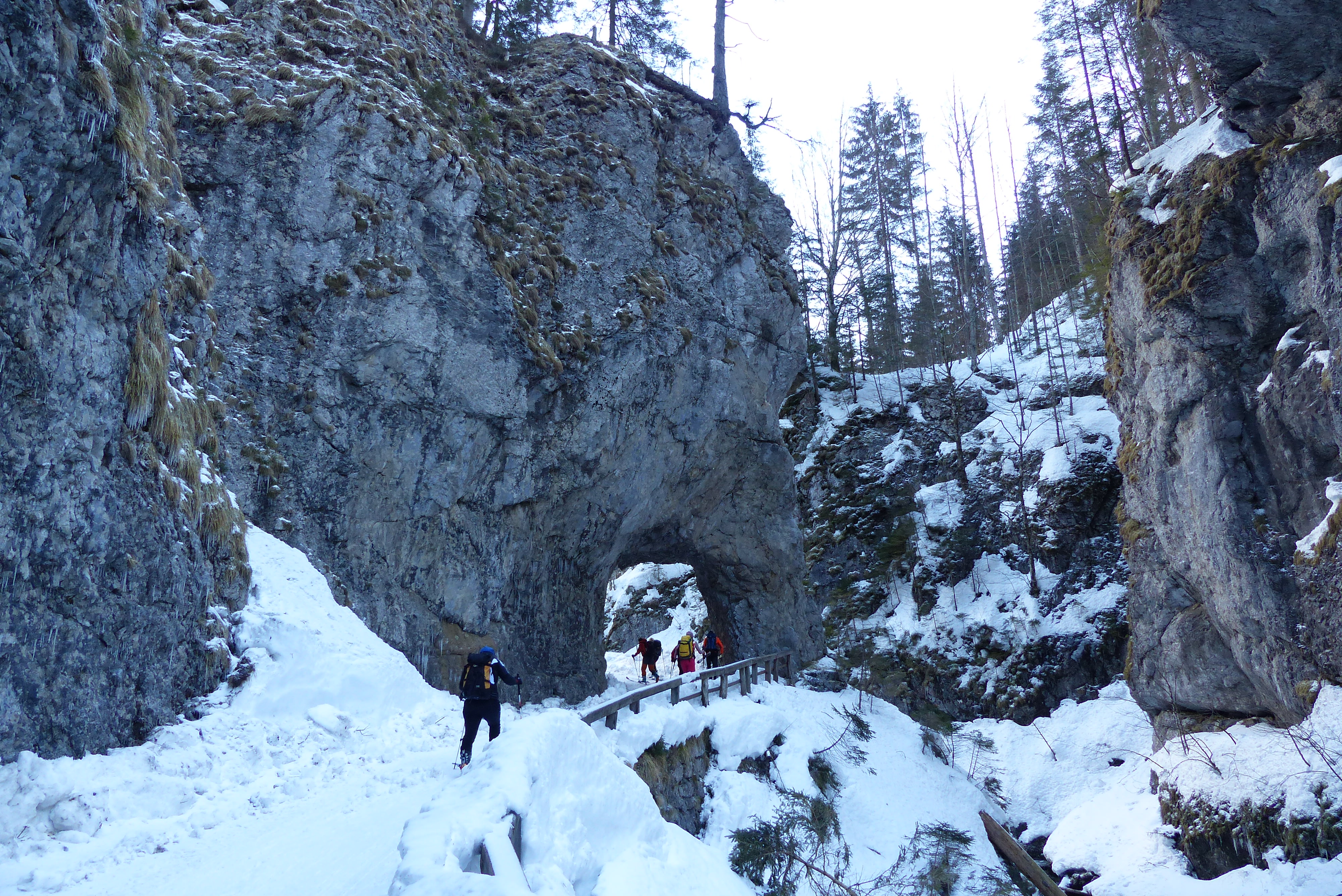 Zustieg durch die Schlucht