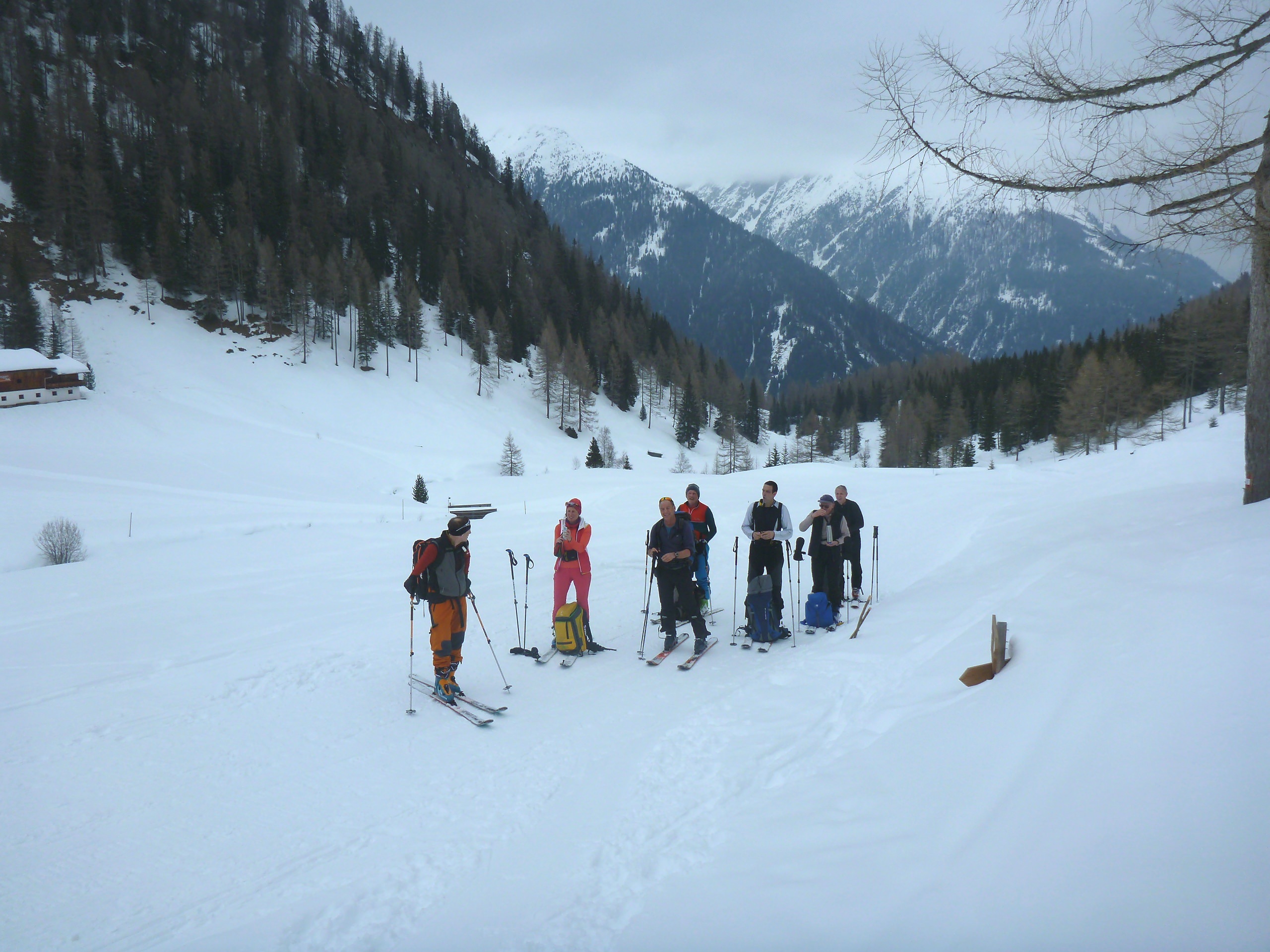 Zusammenwarten auf der Alm