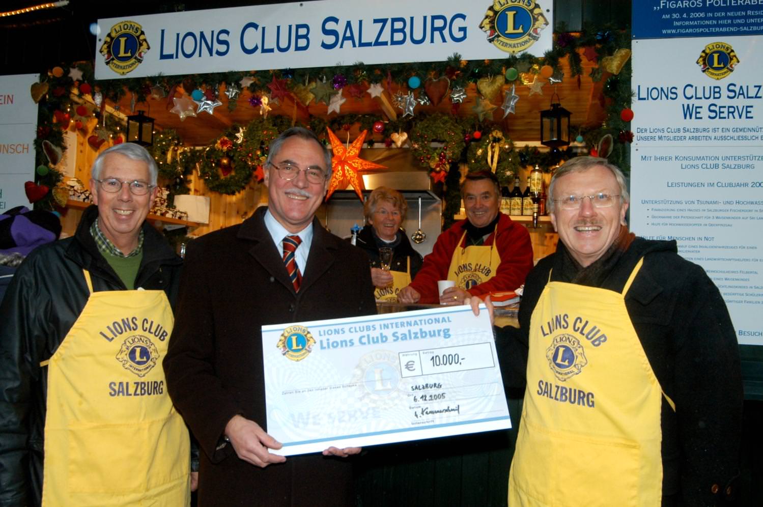Scheckübergabe Lions Club Salzburg/Vizebgm. Huber Scheckübergabe Lions Club Salzburg/Vizebgm. Huber