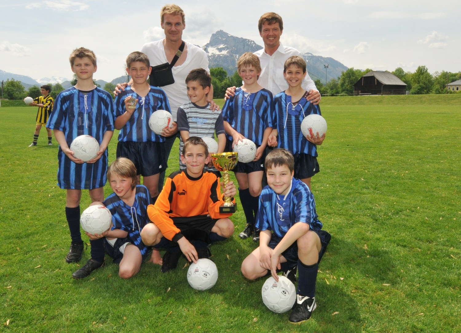 Zickler, Panosch und die siegreichen Jungs. Zickler, Panosch und die siegreichen Jungs.