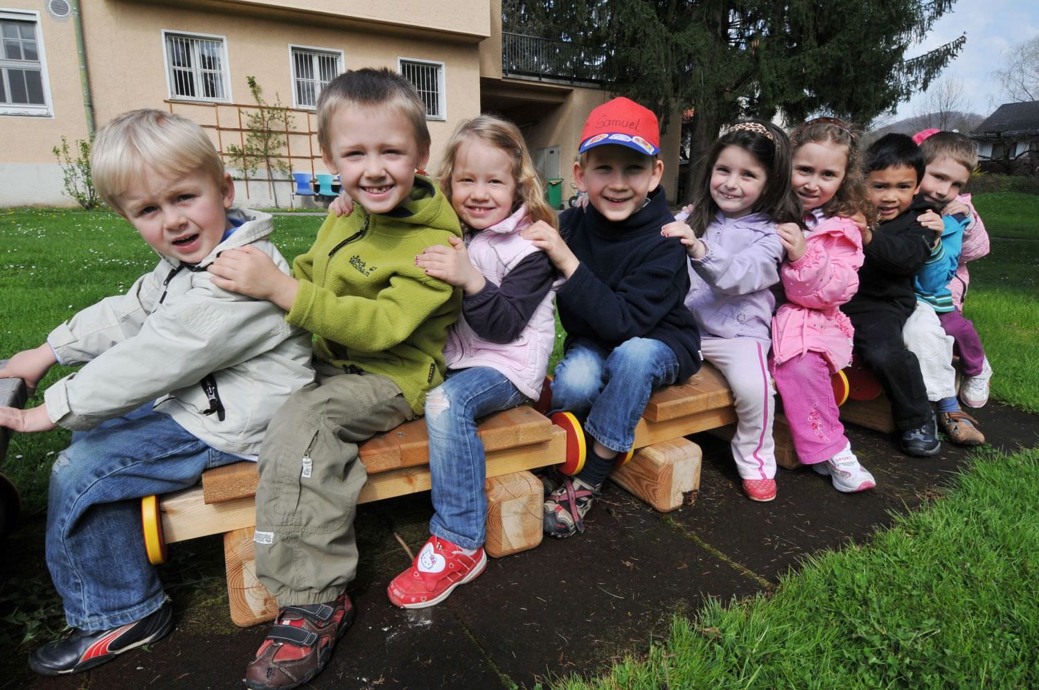 "Ihr" Kindergarten wird sechzig! "Ihr" Kindergarten wird sechzig!