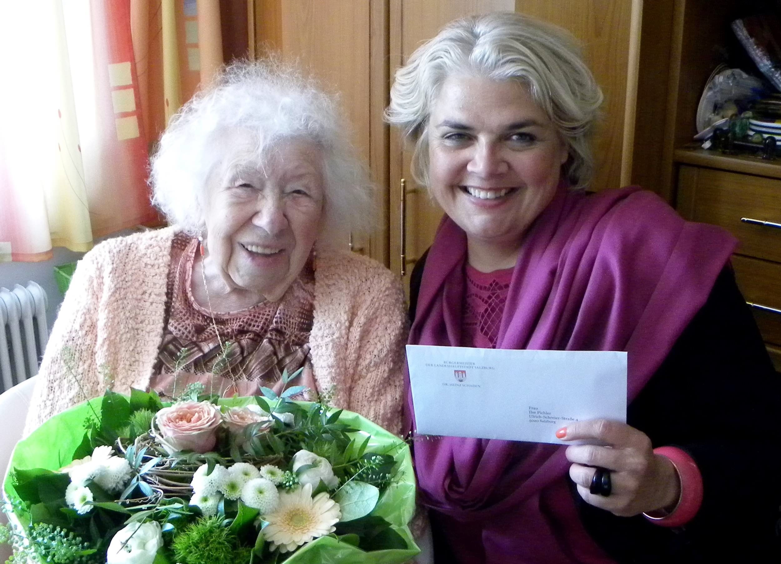 101 Jahre alt und noch sehr reiselustig: 101 Jahre alt und noch sehr reiselustig: