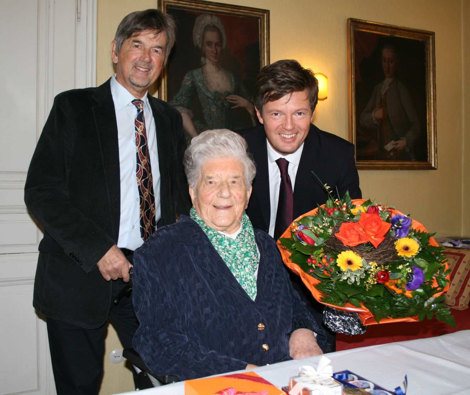 Anna Dosch feierte 100. Geburtstag Anna Dosch feierte 100. Geburtstag