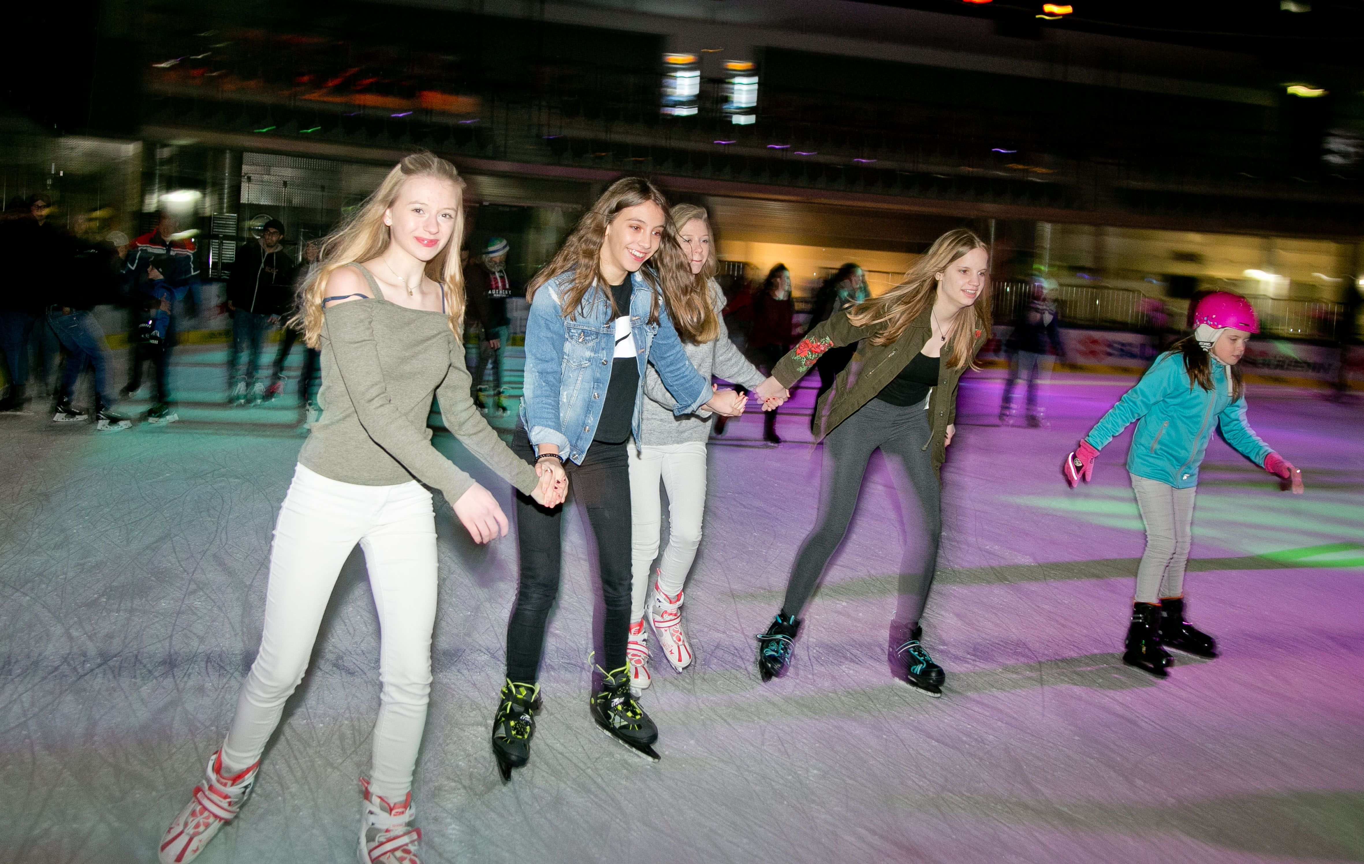 Eisdisco in der Eisarena Eisdisco in der Eisarena