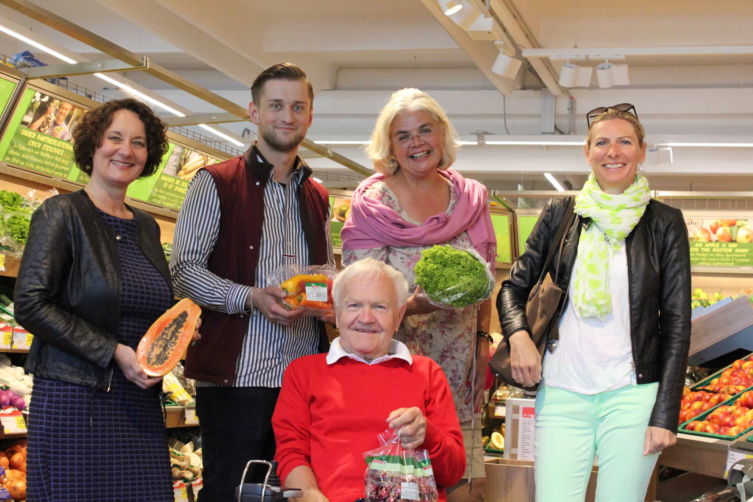 Im mustergültig barrierefreien Sparmarkt Nonntal Im mustergültig barrierefreien Sparmarkt Nonntal