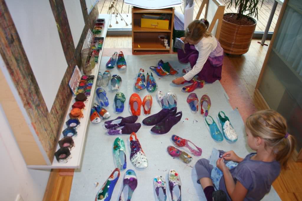 Kunstvolles Schuhwerk Kunstvolles Schuhwerk