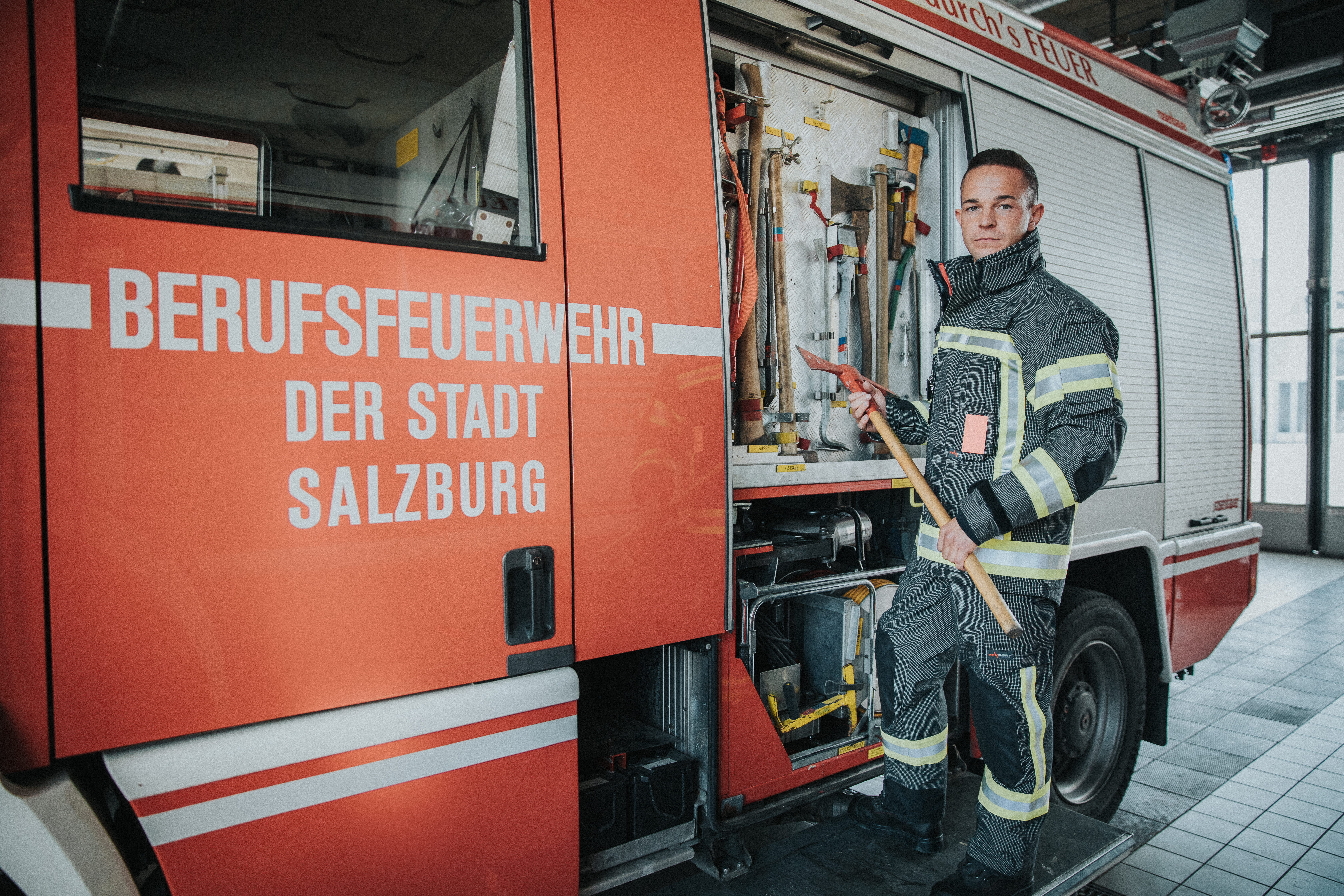 Neue Einsatzbekleidung Berufsfeuerwehr