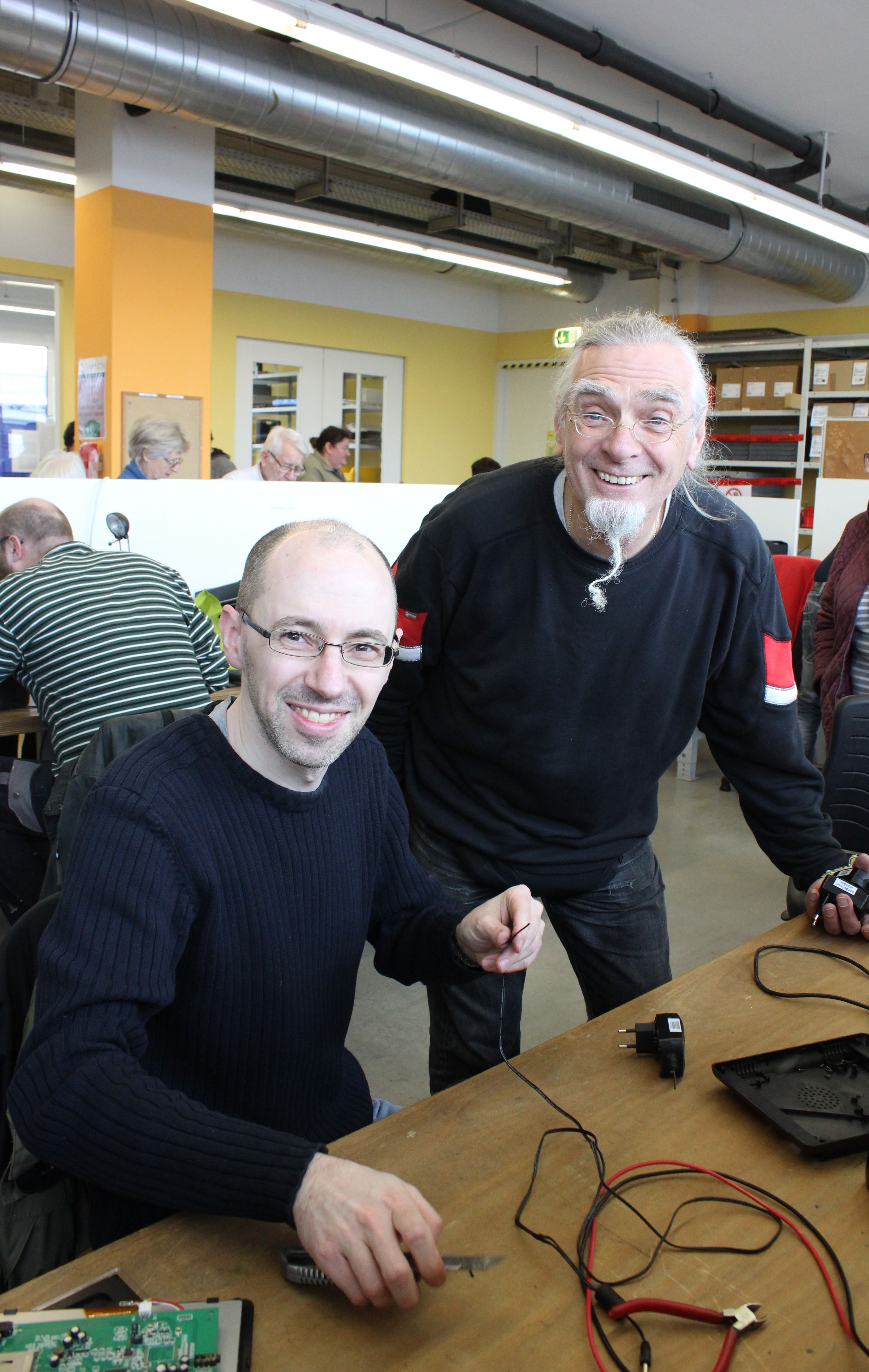 RepairCafégastiert diesmal in der NAWI RepairCafégastiert diesmal in der NAWI