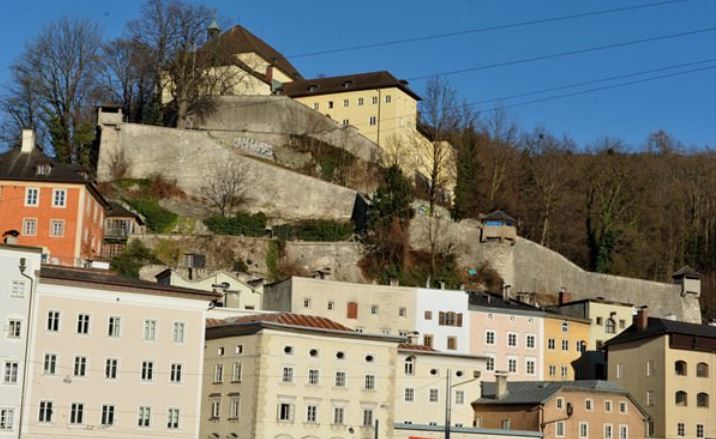 Außenansicht des Kapuzinerklosters