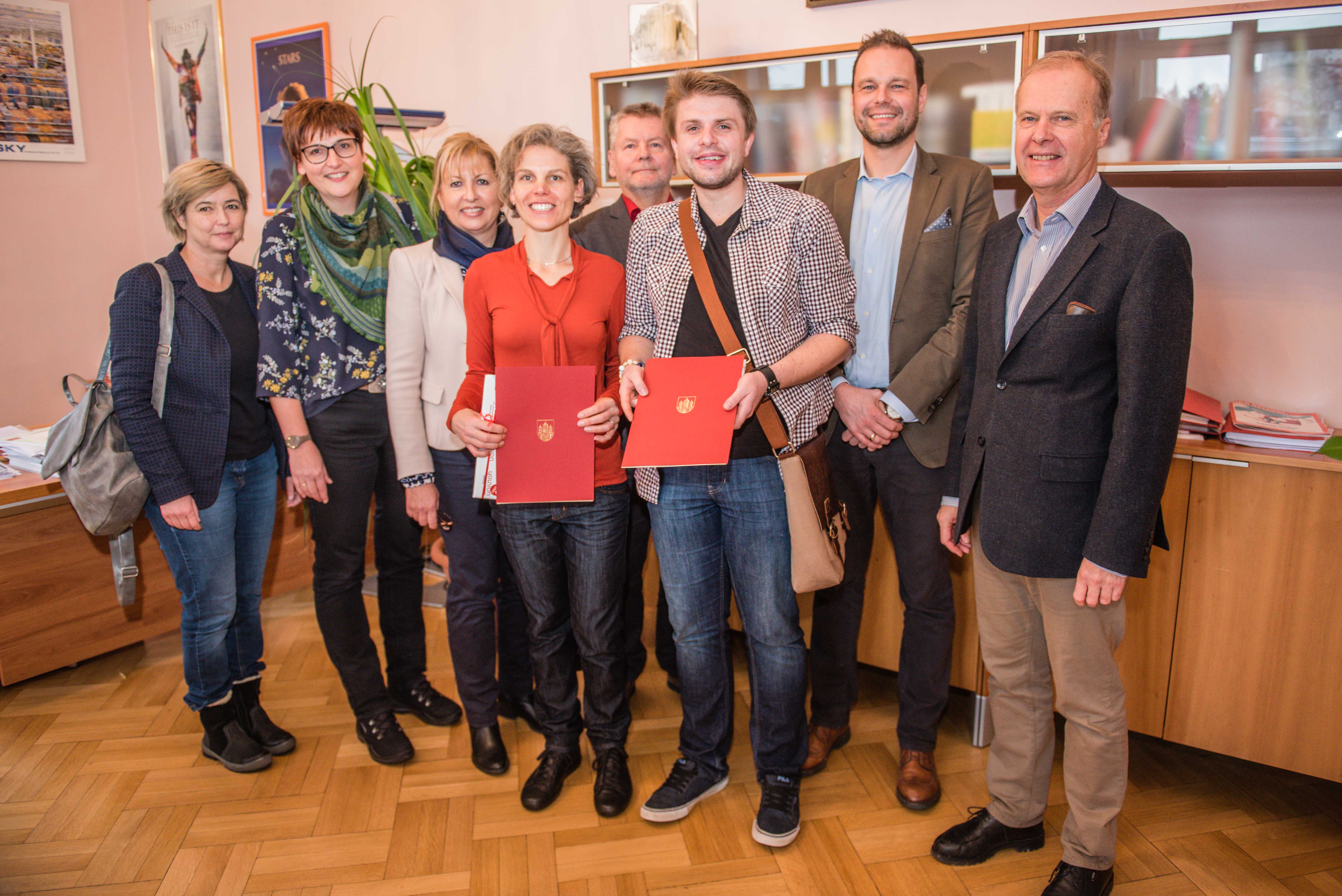 Dekrete für neue Kindergarten-Leitungen Dekrete für neue Kindergarten-Leitungen