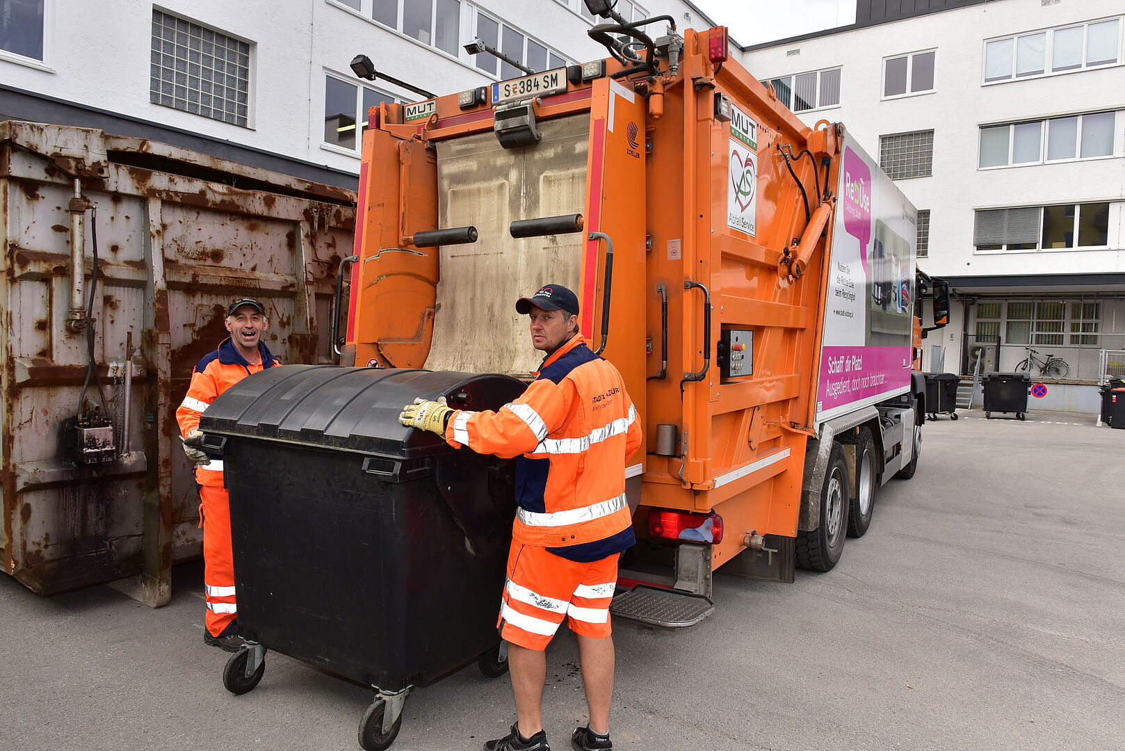 Müllabfuhr im Einsatz
