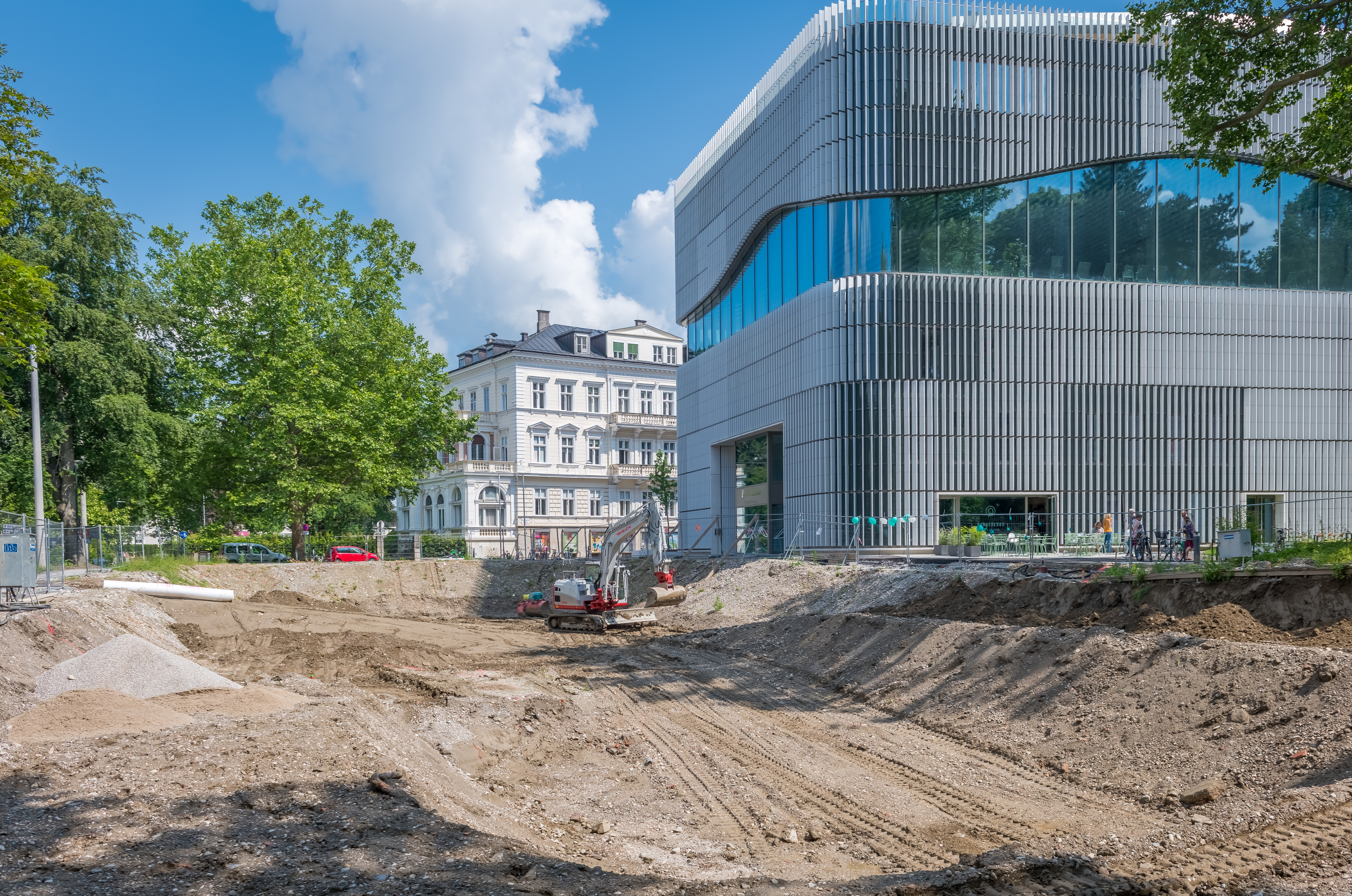 Baubeginn für Tiefgaragenrampe