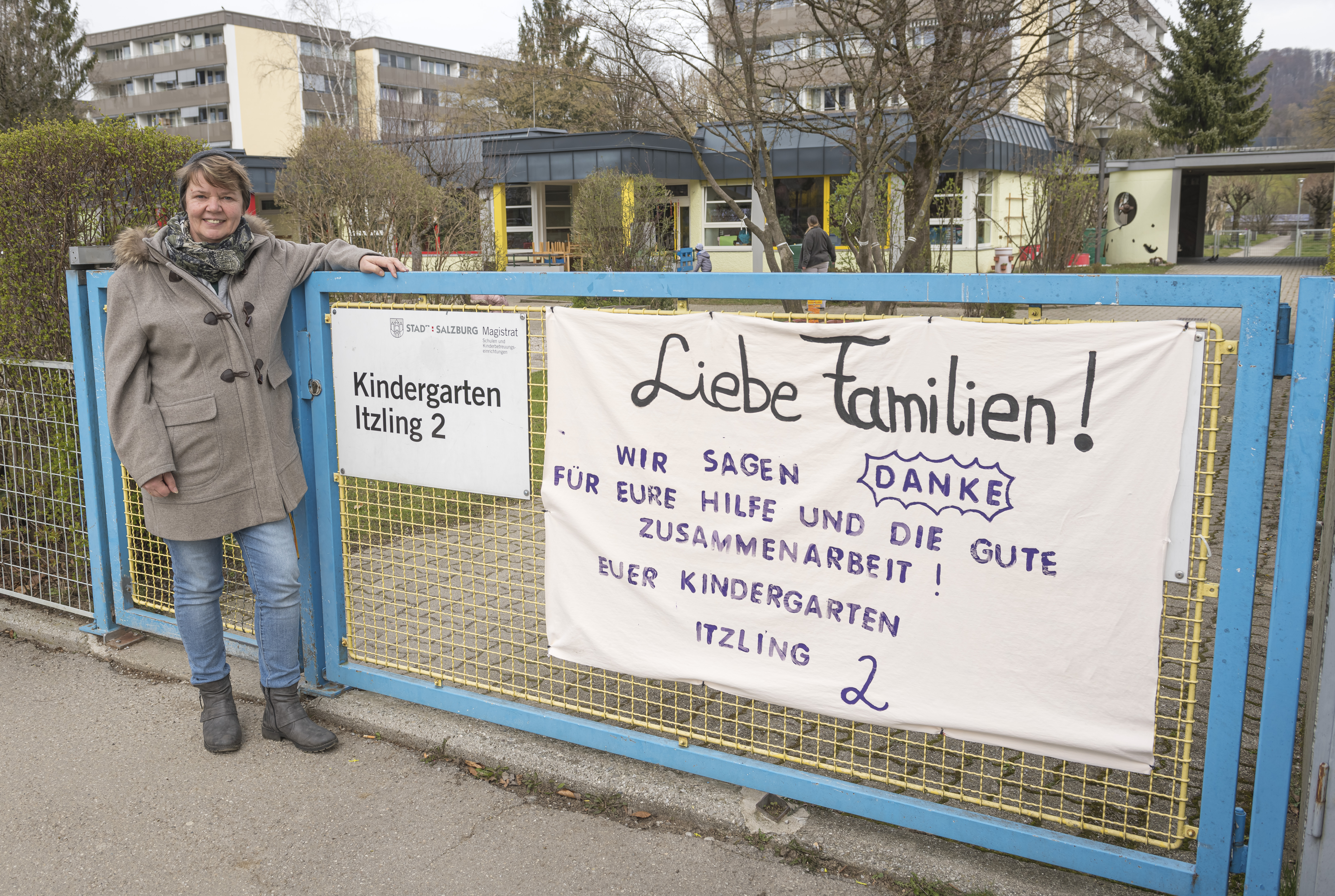 Freut sich über die kooperativen Eltern Freut sich über die kooperativen Eltern
