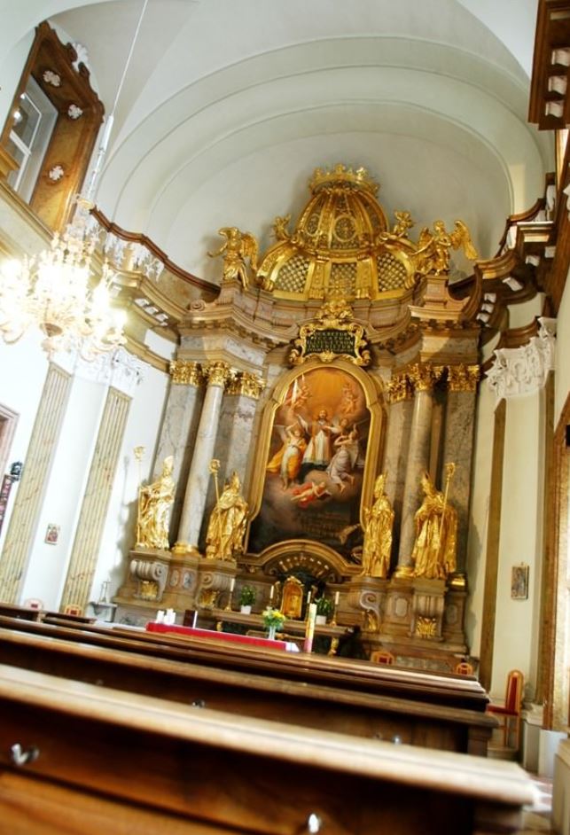 Schlosskirche Mirabell Der Altar in der Schlosskirche in Mirabell.