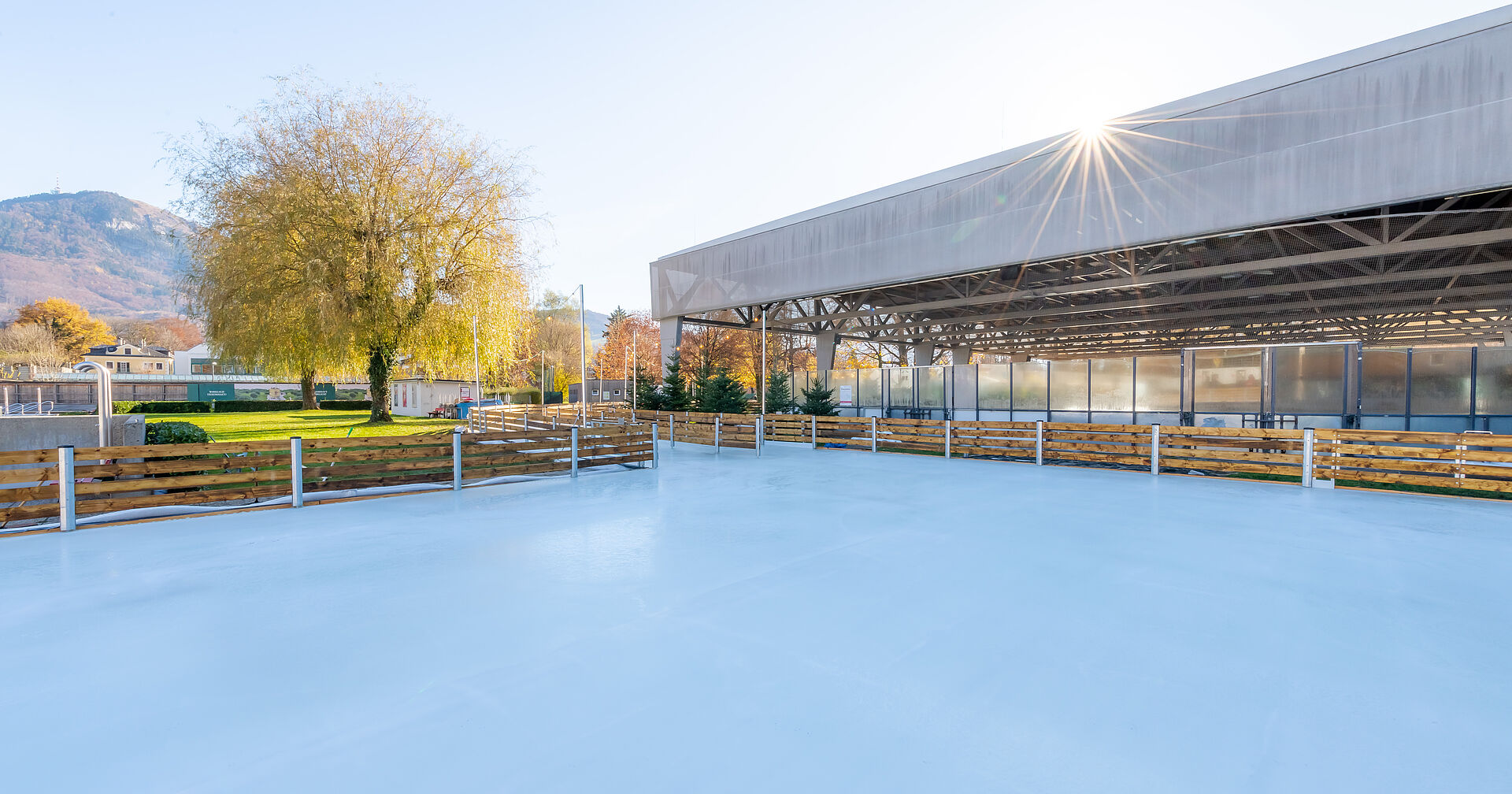 Stadt Salzburg - Eisarena im Volksgarten