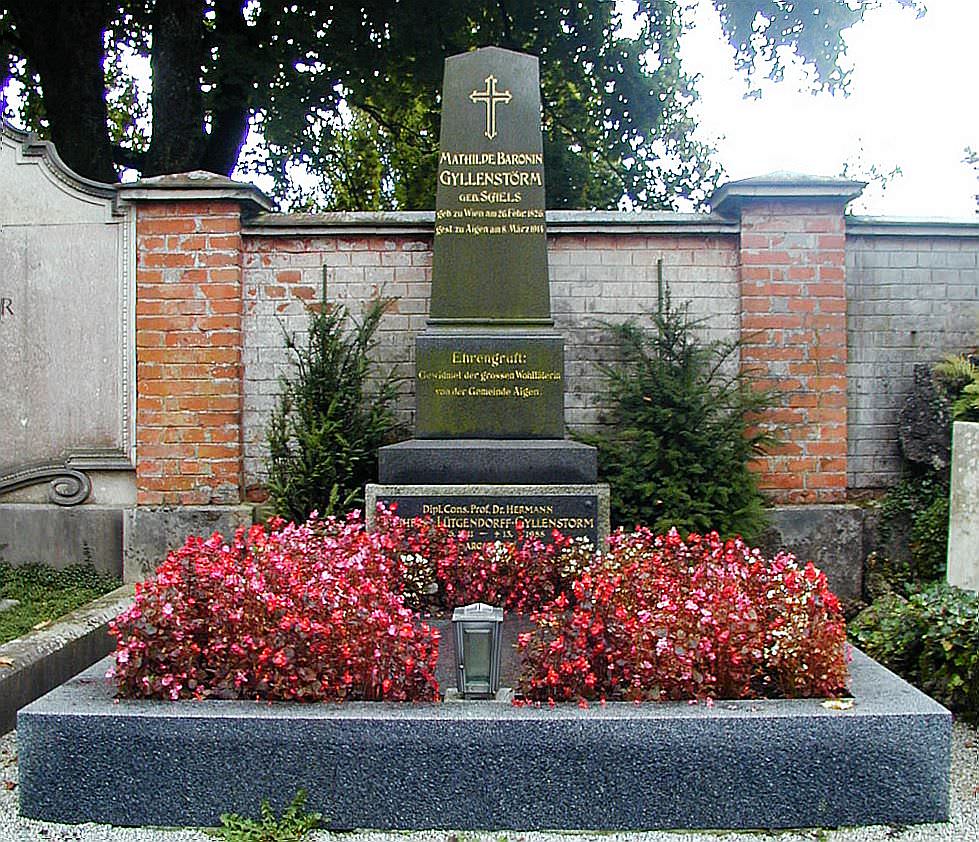 Das Ehrengrab von Mathilde von Gyllenstorm.