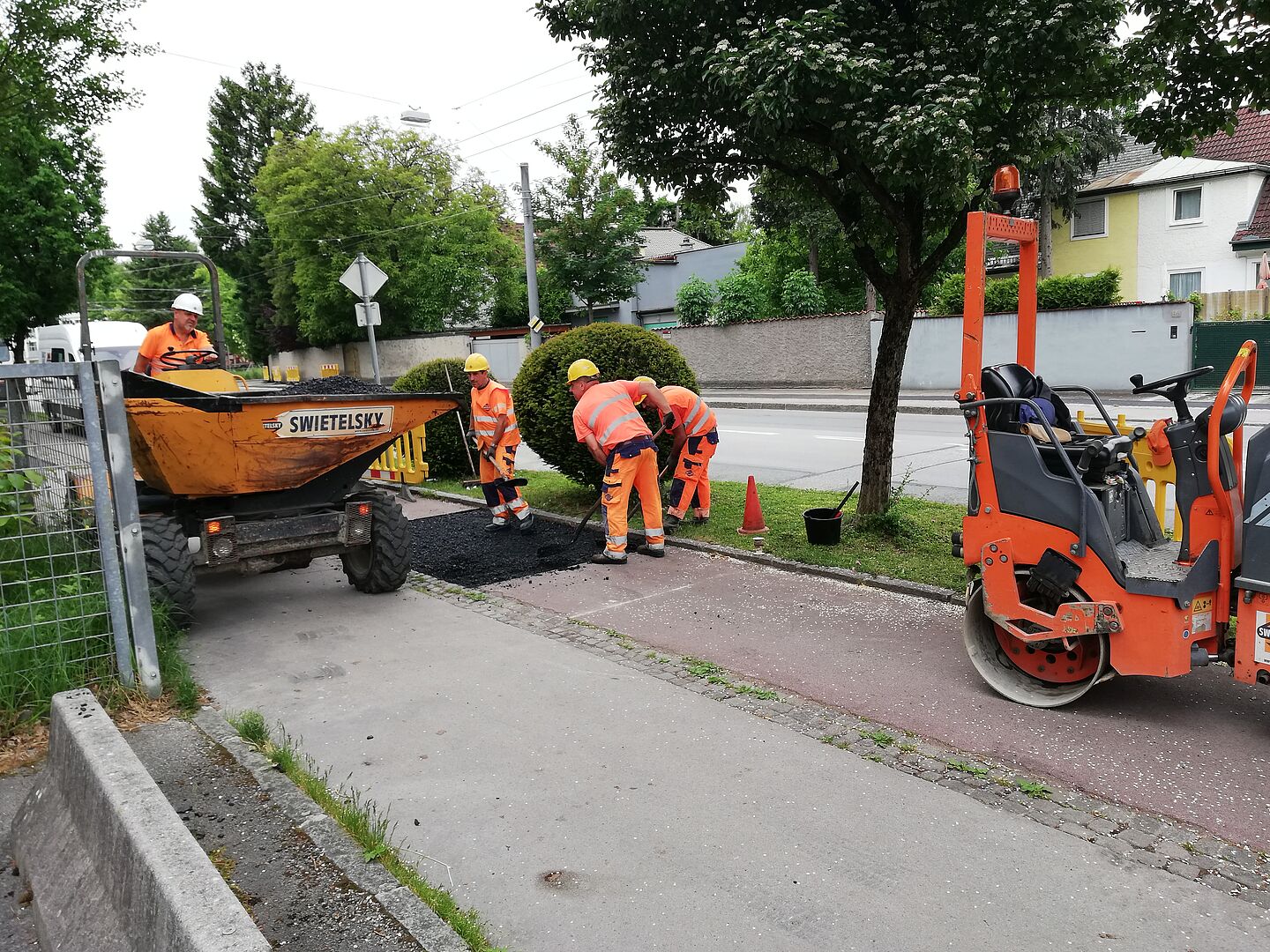 Herstellung von einem Radweg Fasanierstrasse nach Punktgrabung