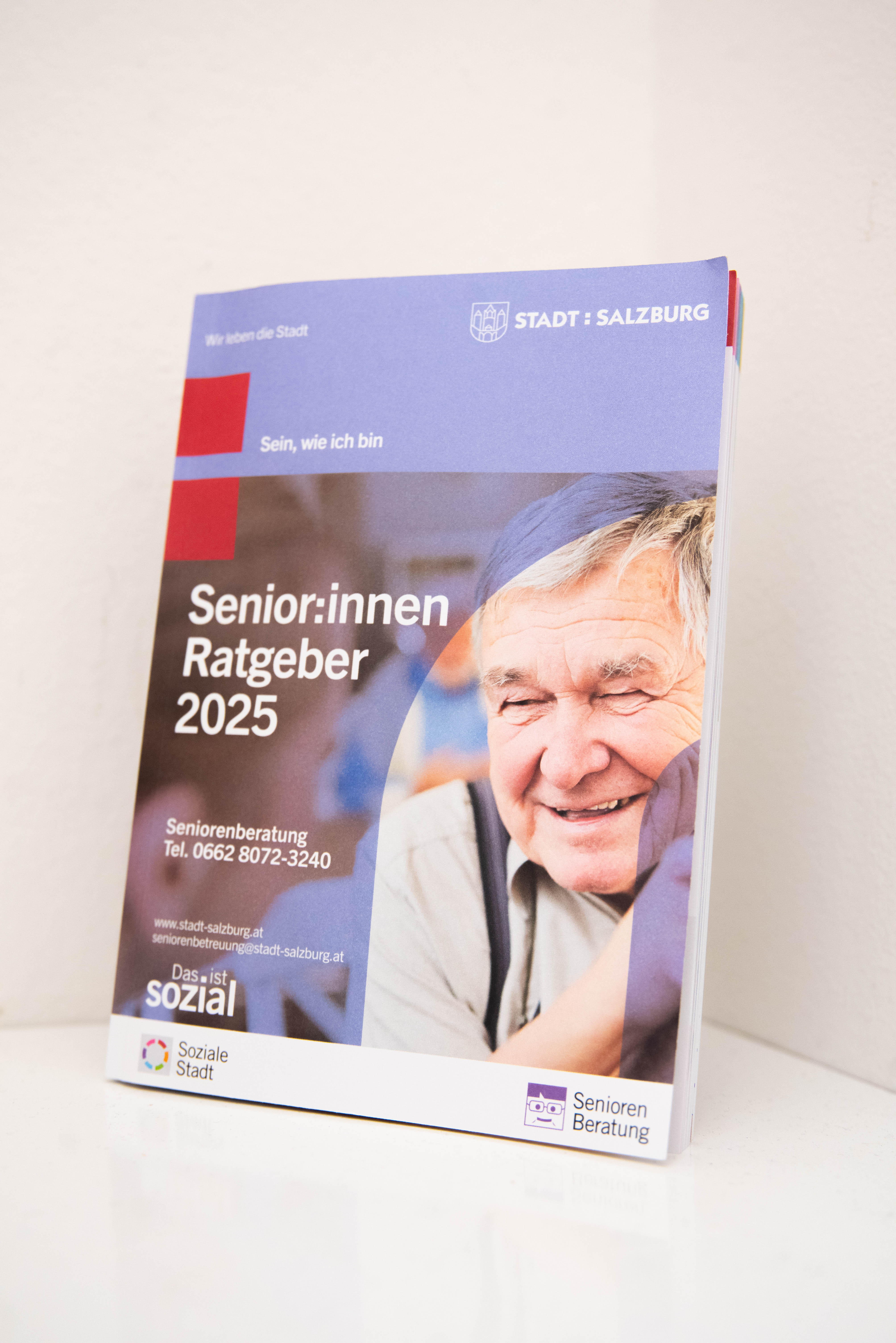 Neuer Senior:innenratgeber 2025 Neuer Senior:innenratgeber 2025