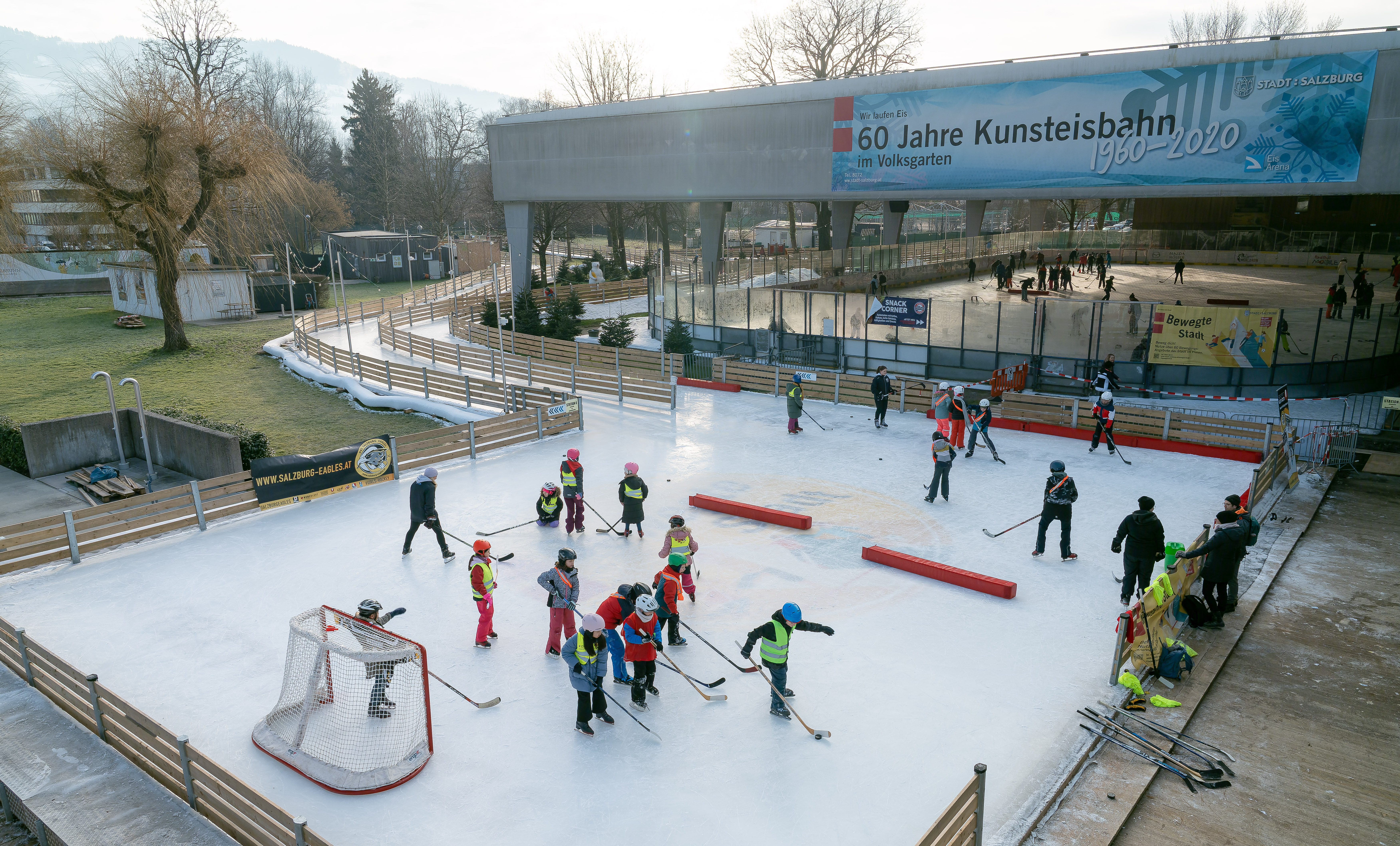 Der Eiszauber im Volksgarten ist am 24. Dezember gratis.