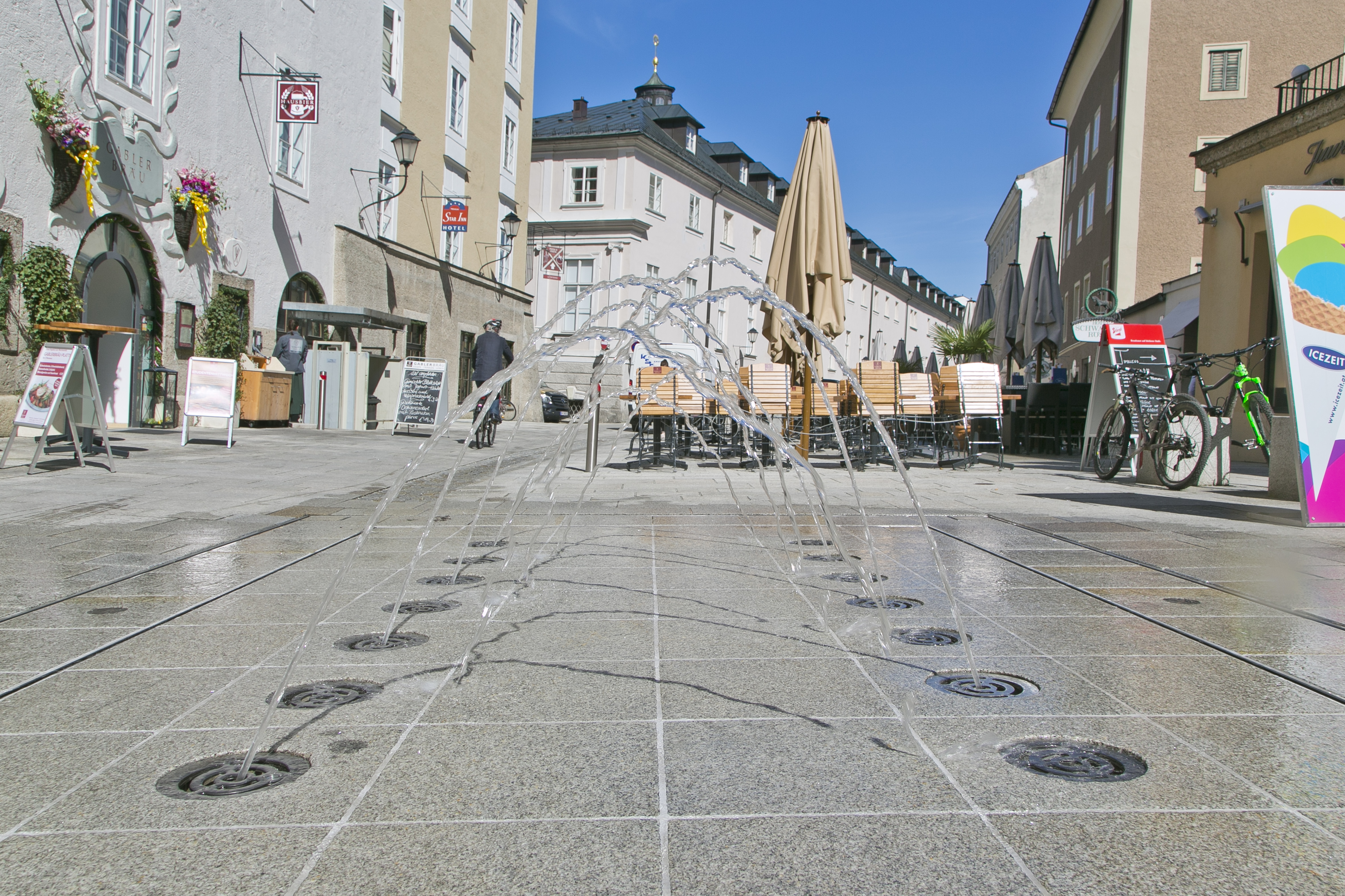 Abkühlung in der Stadt.