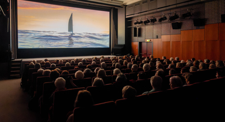 Senior:innen gehen um 1 Euro ins Kino