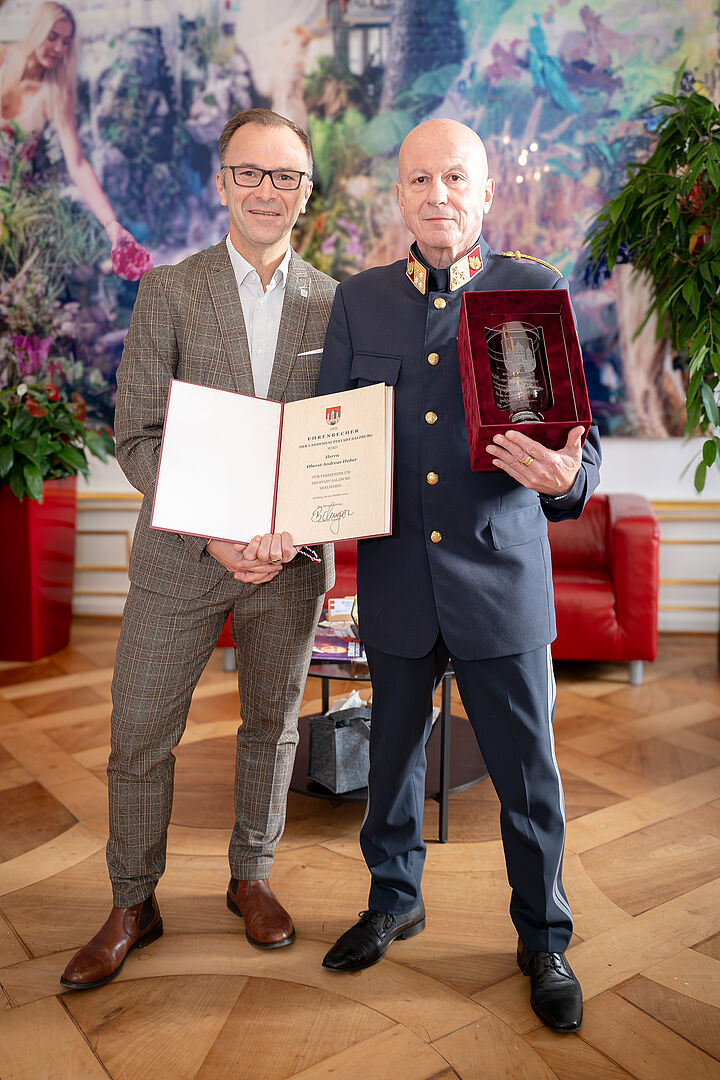 Ehrenbecher für Oberst Andreas Huber