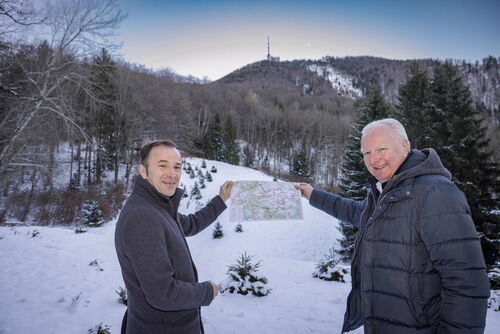 Gaisbergtrail“: Sportreferent Bernhard Auinger und Gaisbergkoordinator Florian Kreibich präsentierten eine erste grobe Routenplanung