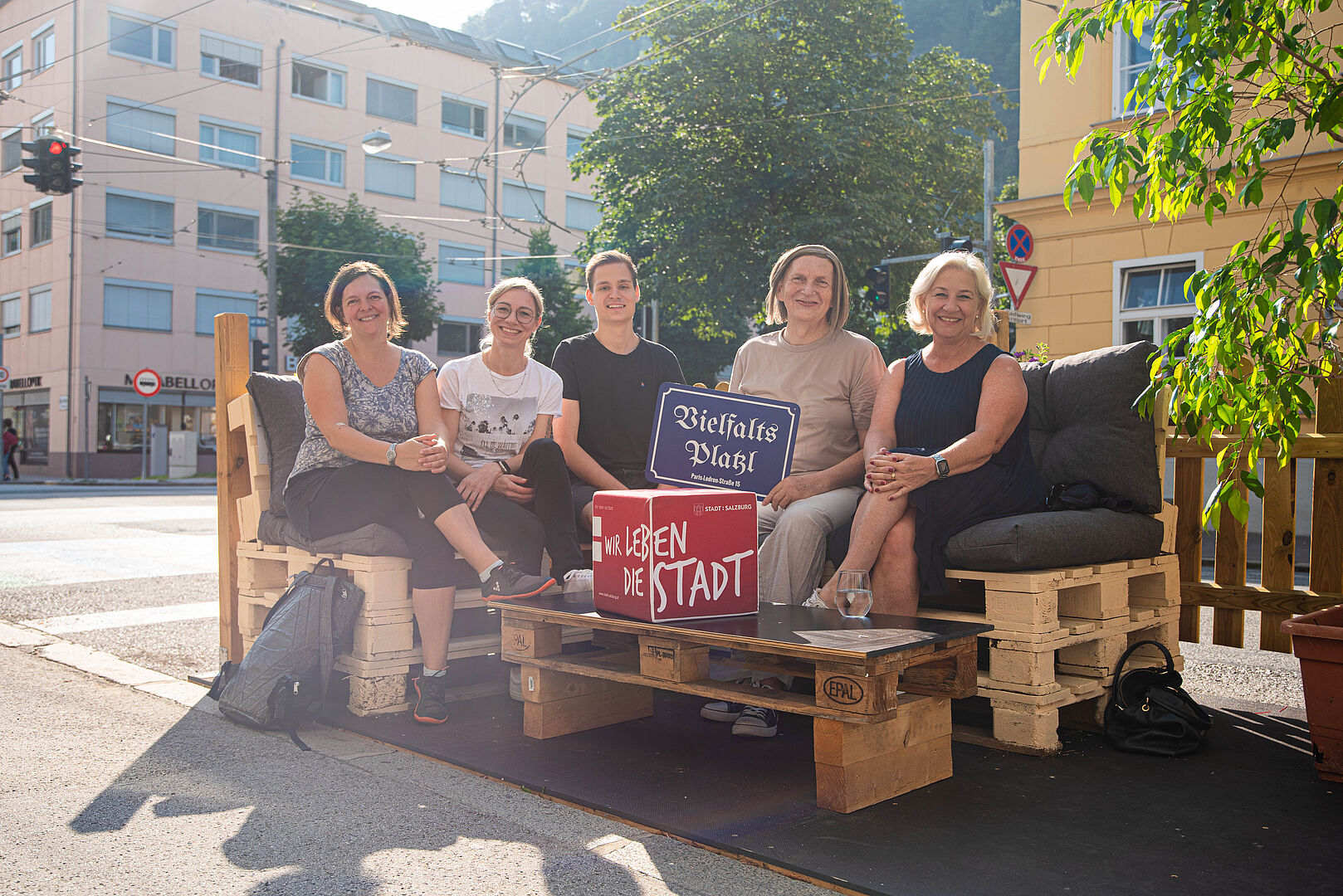 Eröffneten das neue Parklet