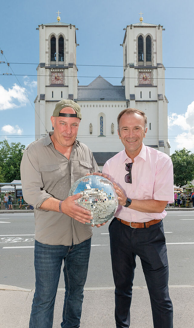 Organisator Werner Purkhart mit Vizebürgermeister Bernhard Auinger
