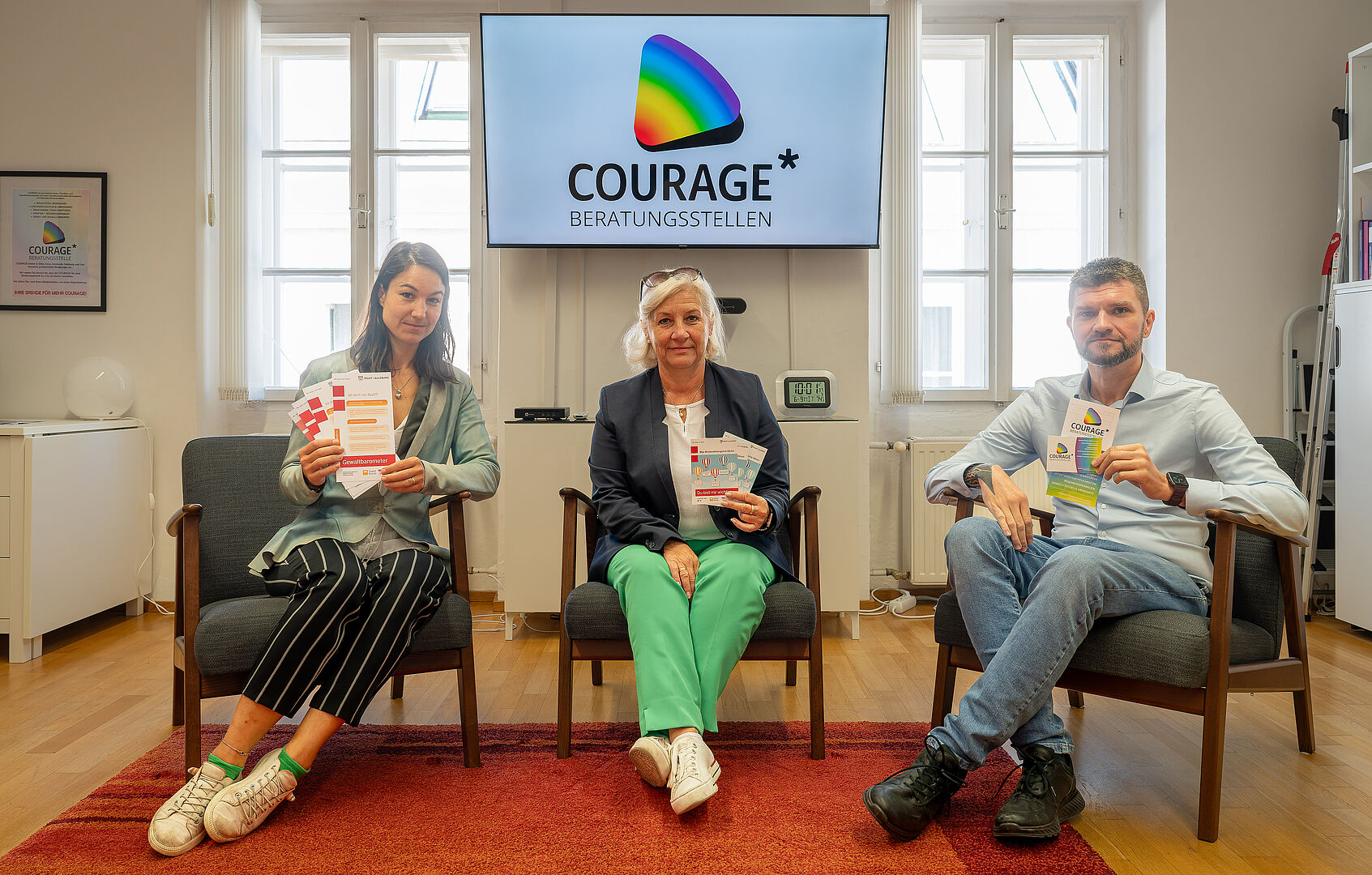 Stadträtin Andrea Brandner beim Besuch der Beratungsstelle Courage.