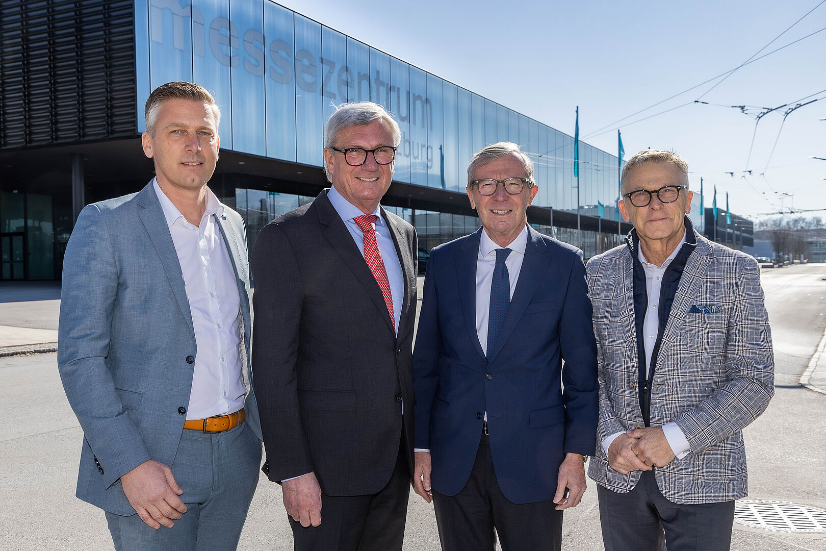 Land Salzburg, Stadt Salzburg sowie Wirtschaftskammer werden ein Angebot vorlegen, um den Messeveranstalter „RX Salzburg GmbH“ (früher Reed Messen) zu übernehmen.