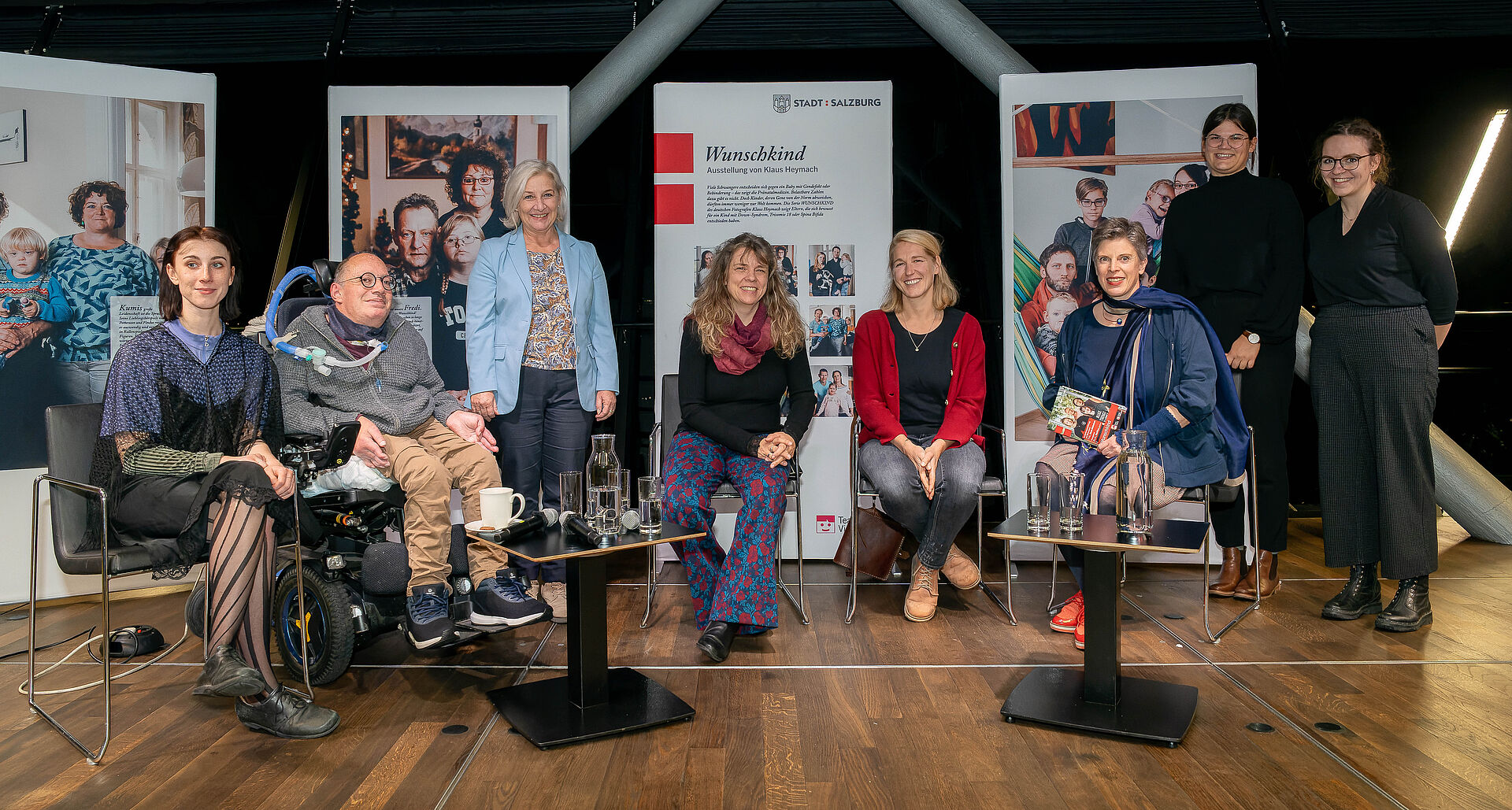 Ausstellungseröffnung und Gespräch: