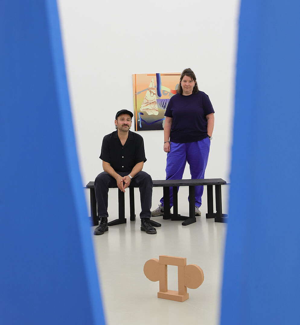 In der Ausstellung wird die langjährige Auseinandersetzung mit Formen, Materialien und Raum präsentiert und was daraus entstehen kann.