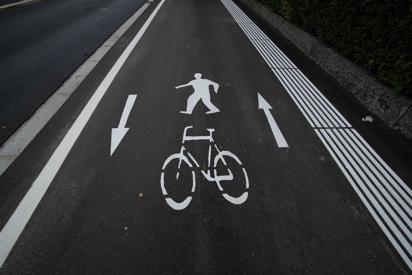 Der Ausbau der Geh- und Radwege in der Stadt wird stetig fortgesetzt.