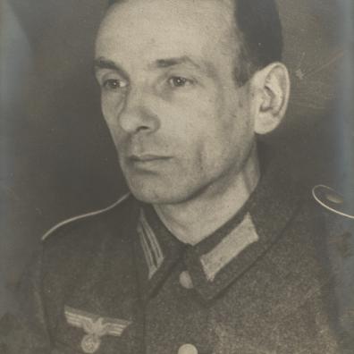 Mann in Uniform